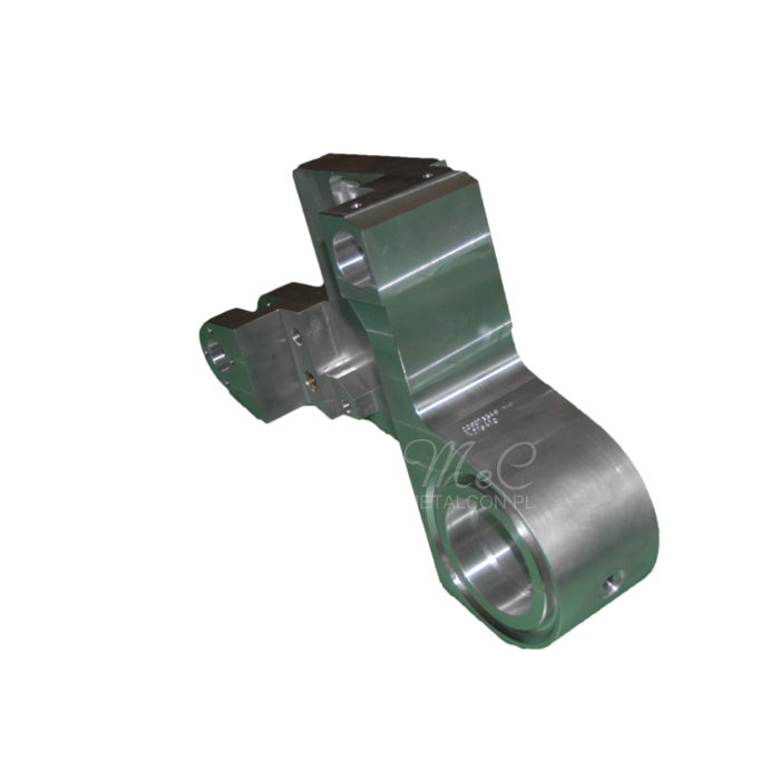 Aluminiumkomponenten für Widerstandsschweißmaschinen und weitere Maschinenteile. Roboterarme aus Aluminiumlegierungen. — Beispiel 3